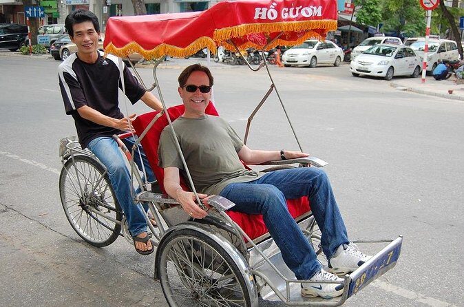 Plane and Minibus Da Nang Private 9-Day Experience - Day 4-5: The Magnificence of Ha Long Bay