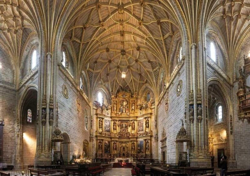 plasencia-cathedral-visit-and-city-highlights-guided-tour