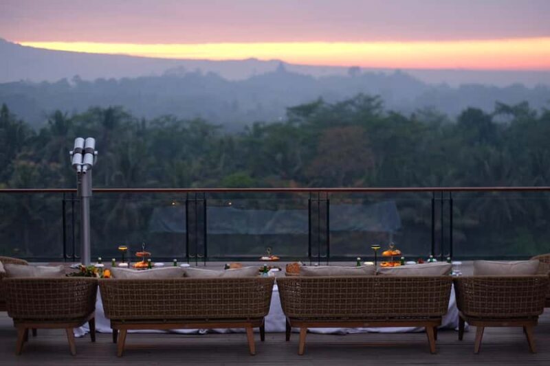 Plataran Borobudur: Sunrise Breakfast at Tiga Dari Rooftop - The Experience in Depth