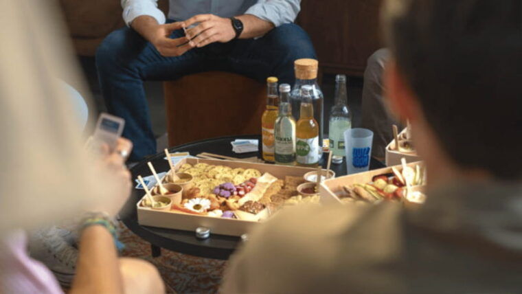 plateau-mont-royal-immersive-quiz-room-the-question-box