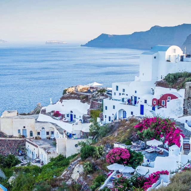 Platinum Sunset Trip of Santorini via Hot Spring&White Beach - The Experience: What Really Sets It Apart