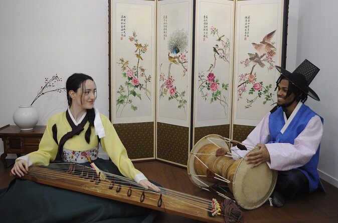 Play Gayageum in Hanbok Cultural Experience in Bukchon - FAQ