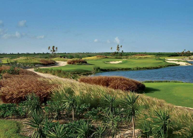 Play Riviera Cancun Golf Course W/Clubs - Exploring the Experience: A Deep Dive into the Golf Tour
