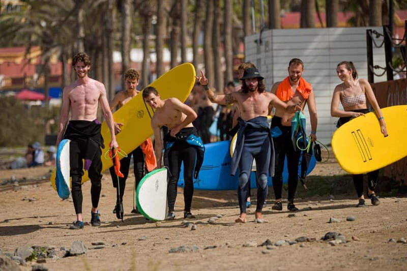 Playa de las Americas: lezione di surf con tutto incluso - Key Points