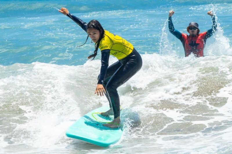 playa-del-ingles-surfing-class-for-beginners