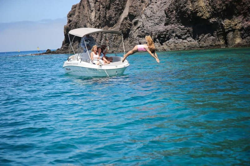 Playa Papagayo: Self-Drive Boat Rental - Experience Overview