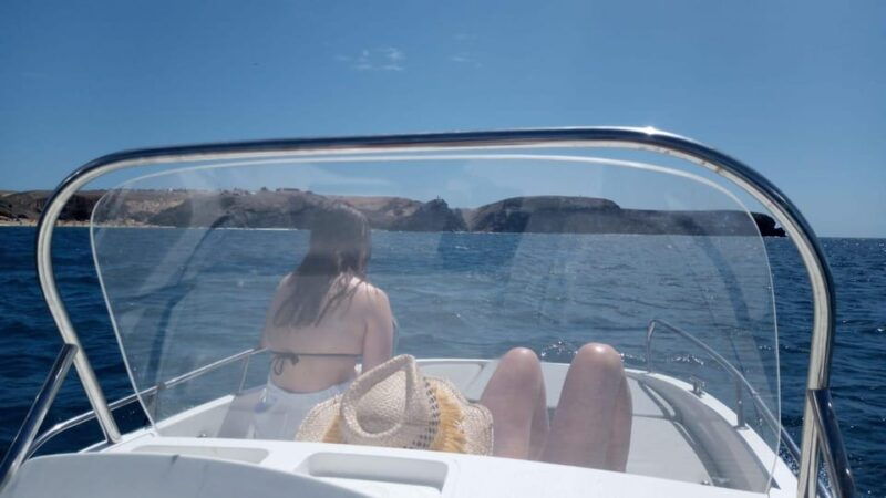 playa-papagayo-self-drive-boat-rental