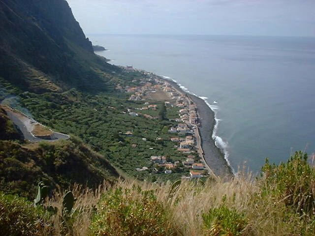 pleasures-full-day-nature-walk