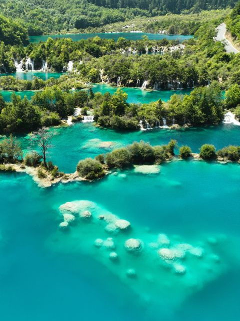 plitvice-lakes-and-krka-waterfalls-beat-the-crowds