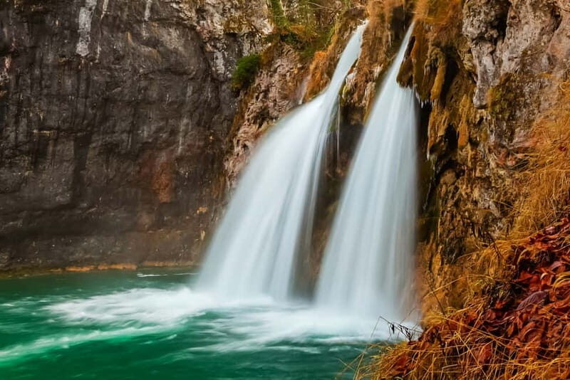 Plitvice Lakes: Guided Walking Tour with Train and Boat Ride - Authentic Experiences from Reviewers