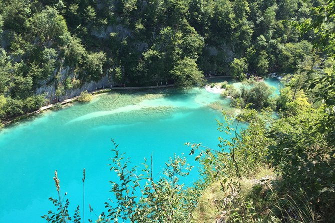 plitvice-lakes-rastoke-day-trip-from-zagreb