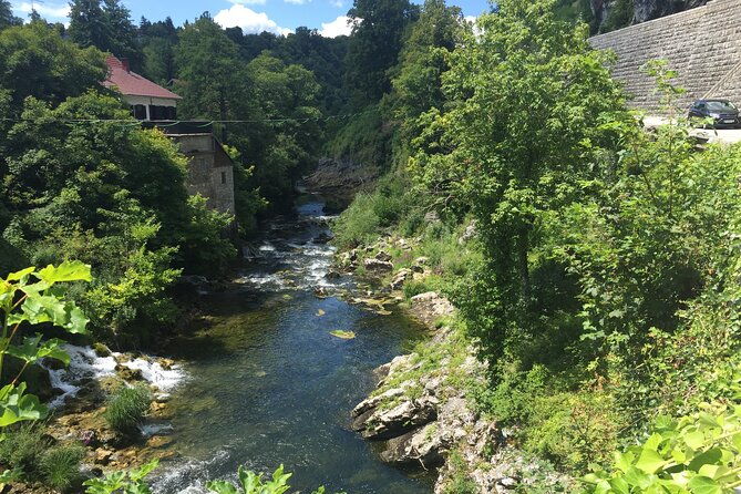 plitvice-lakes-with-ticket-and-rastoke-from-zagreb