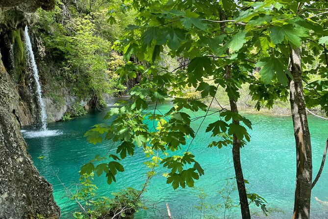 plitvice-lakes-with-ticket-and-rastoke-from-zagreb