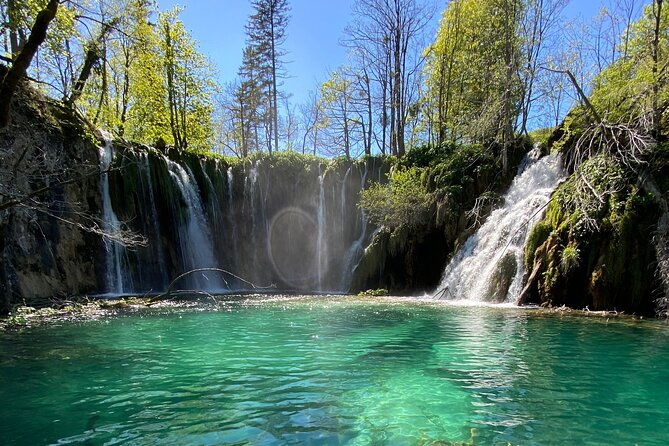plitvice-private-tour-driver-guide-up-to-8-ppl-from-zadar