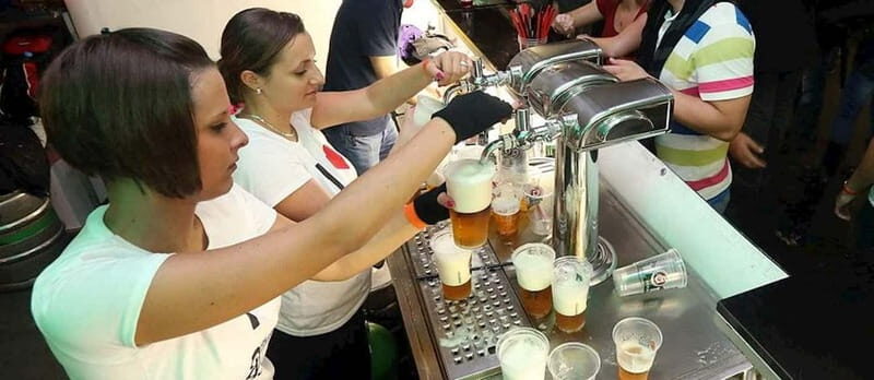 Plzen: Pilsner Urquell Brewery & City Tour - Introduction to the Tour