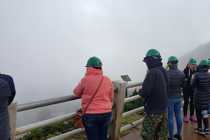 poas-volcano-national-park-half-day-private-tour