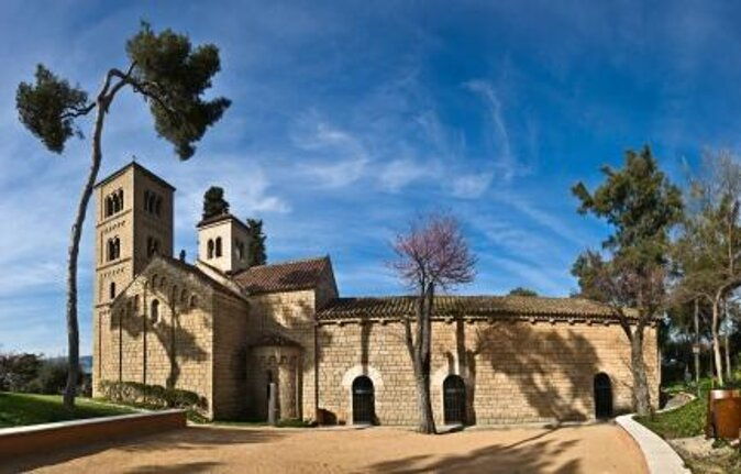 poble-espanyol-private-tour-in-barcelona-with-pick-up-and-drop-off