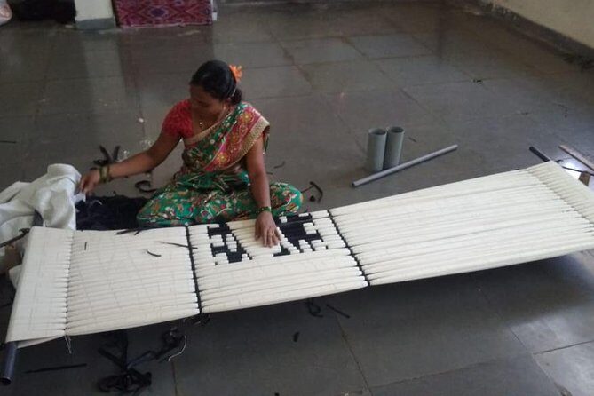 Pochampally saree weaving tour from Hyderabad in private car with guide & lunch - Key Points