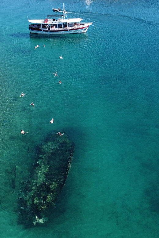 Podstrana: Full-Day Boat Trip to islands of Bra and olta - Itinerary Breakdown: What to Expect
