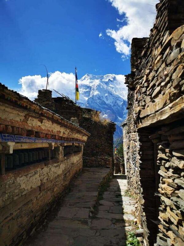 pokhara-11-day-annapurna-circuit-guided-trek-via-tilicho