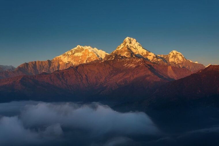 pokhara-3-day-ghandruk-village-guided-trek-lap-on-mountain