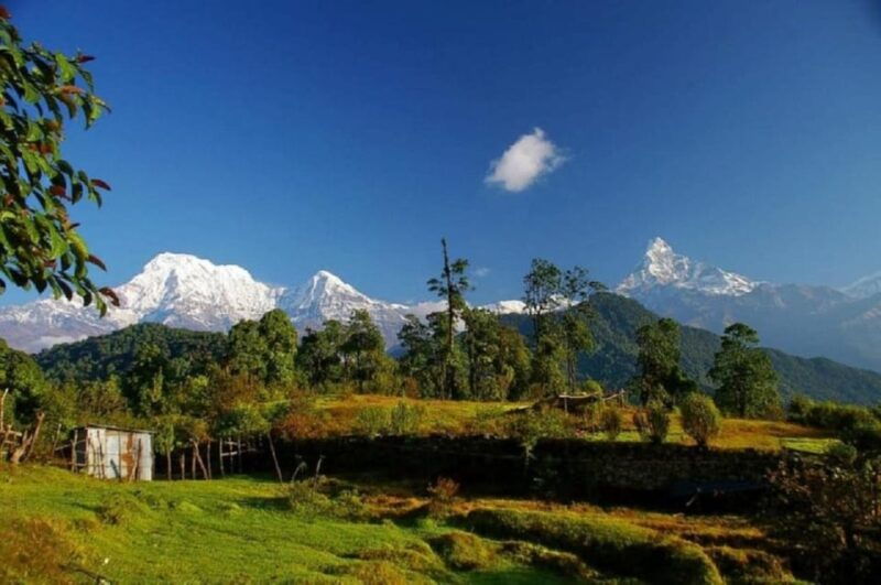 pokhara-6-days-poonhill-ghandruk-trek-via-hot-spring