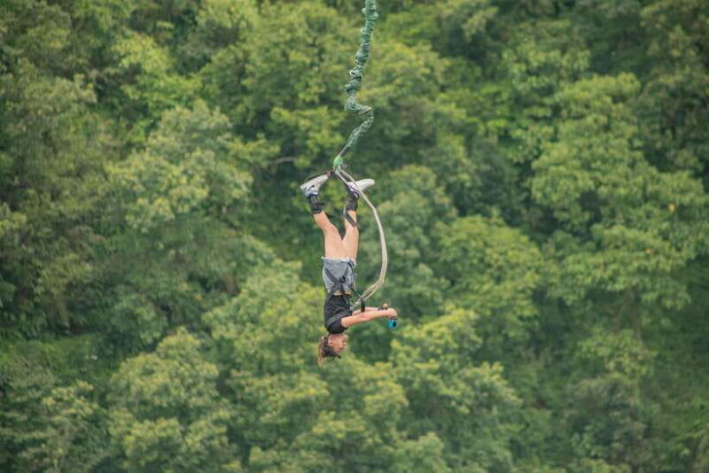 pokhara-bungee-jumping-experience-near-annapurna