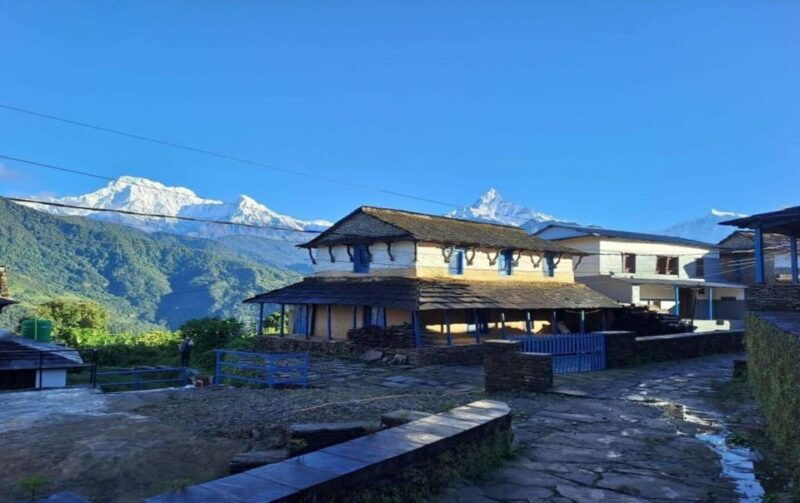 pokhara-day-hike-to-astham-dhampus-village