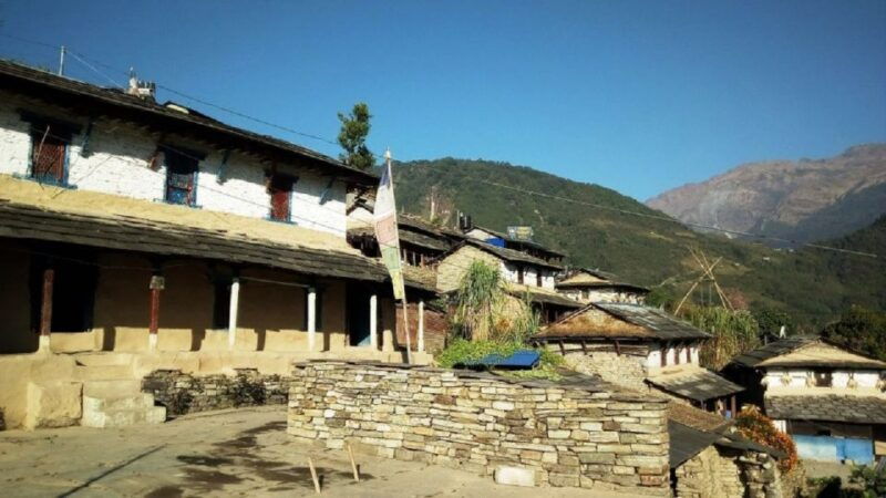 pokhara-guided-day-hike-from-dampus-to-australian-base-camp