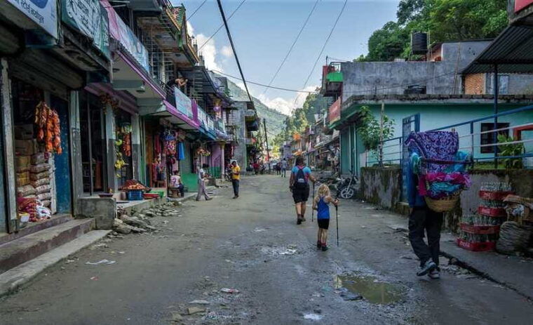 pokhara-scenic-drive-to-nayapul