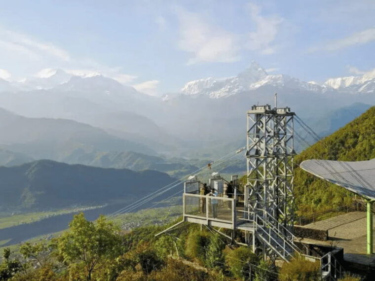 pokhara-sunrise-zipflyer-with-champagne-breakfast