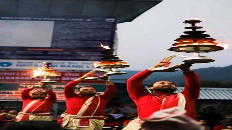 pokhara-tal-barahi-temple-evening-aarati-ceremony