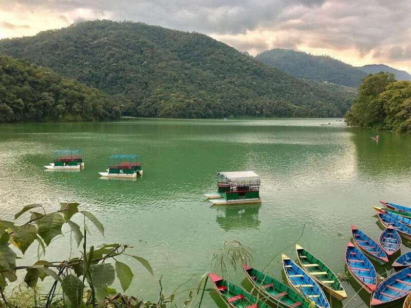 pokhara-tal-barahi-temple-evening-aarati-ceremony