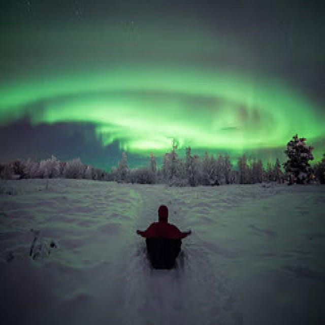 polar-night-snowshoe-trek