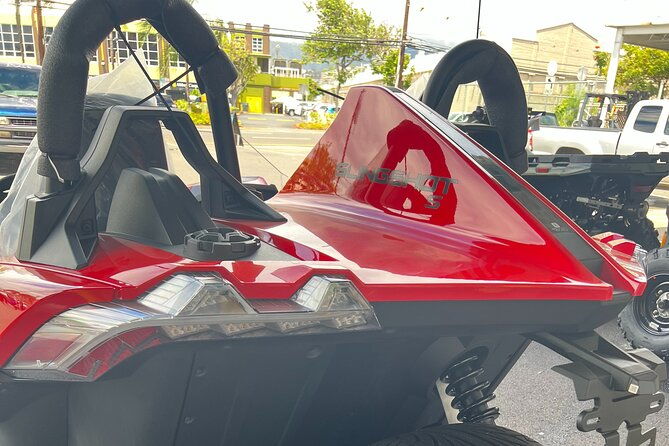 polaris-sling-shot-rental-sl-w-tech-package-metalic-red-2