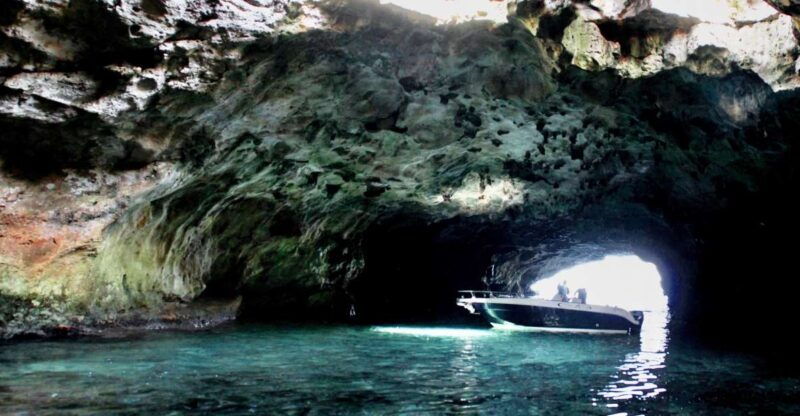 polignano-a-mare-boat-trip-swim-cave-with-aperitif