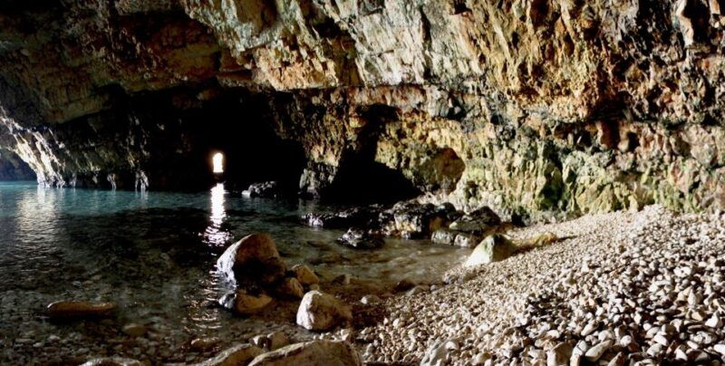 polignano-a-mare-boat-trip-swim-cave-with-aperitif