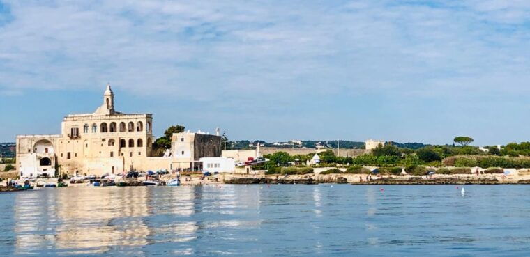 polignano-a-mare-boat-trip-swim-cave-with-aperitif
