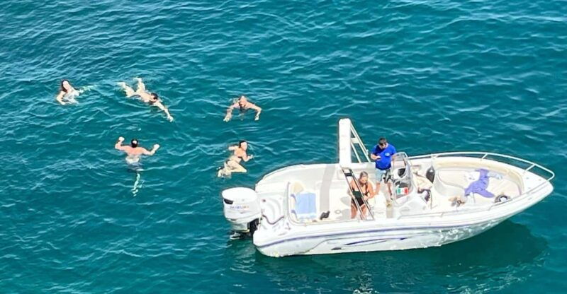 polignano-a-mare-private-coastal-cruise-with-prosecco