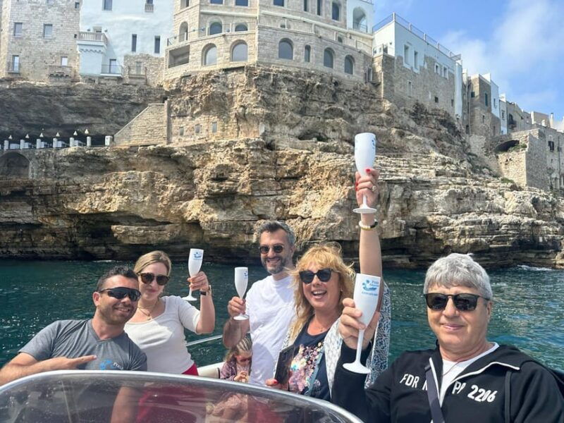 polignano-a-mare-private-coastal-cruise-with-prosecco