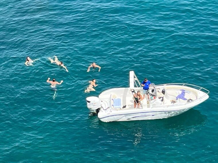 polignano-a-mare-private-coastal-cruise-with-prosecco