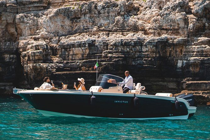 polignano-a-mare-private-cruise-with-champagne-2-hours