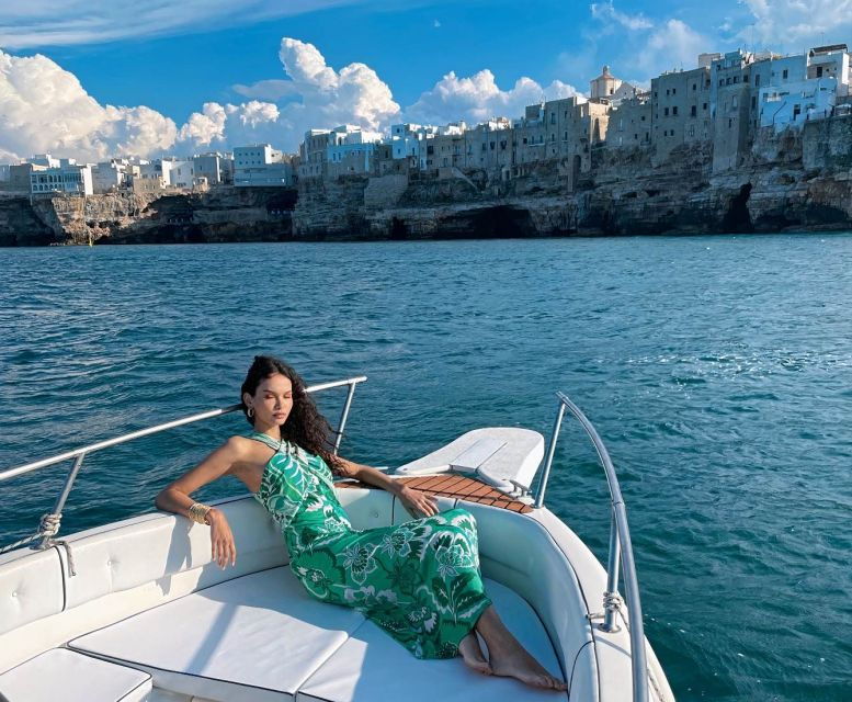 polignano-a-mare-speedboat-cruise-to-caves-with-aperitif