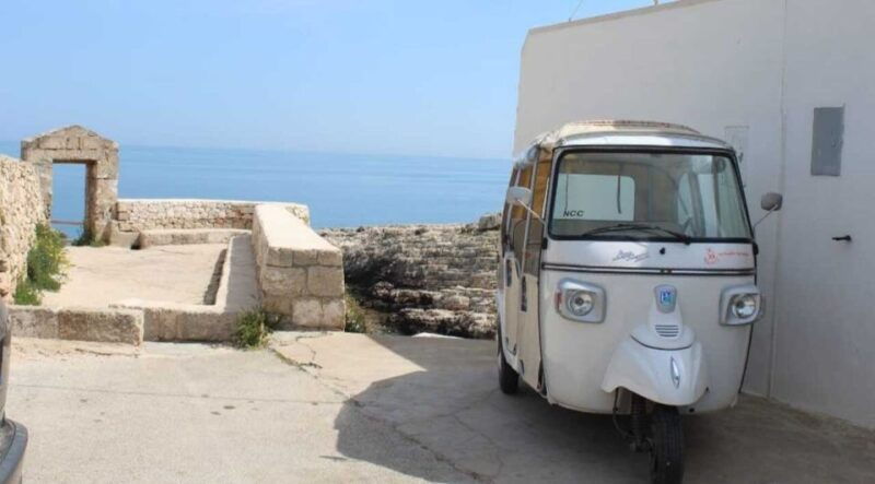 polignano-a-mare-tuk-tuk-tour-along-the-coast