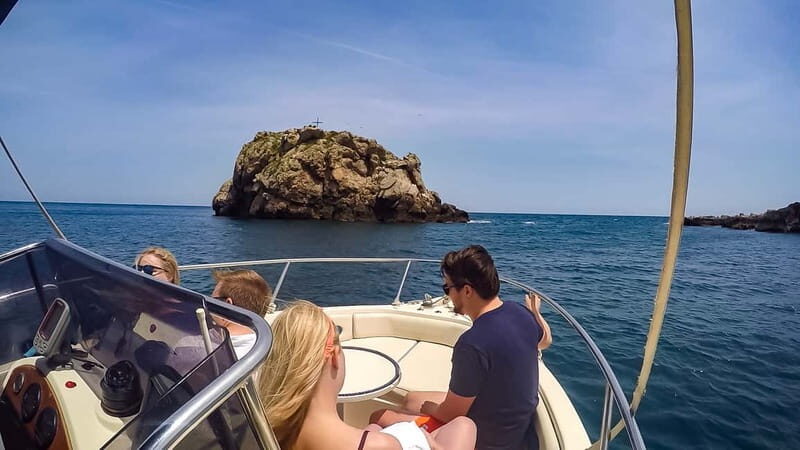 Polignano: Coastline & Caves Tour With Aperitivo & Swim - The Experience of the Guides