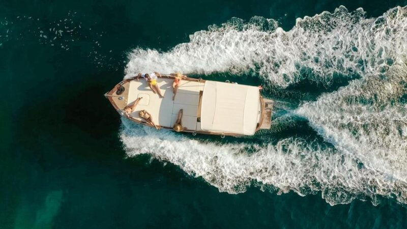 polignano-exclusive-2-hour-boat-ride-with-aperitif