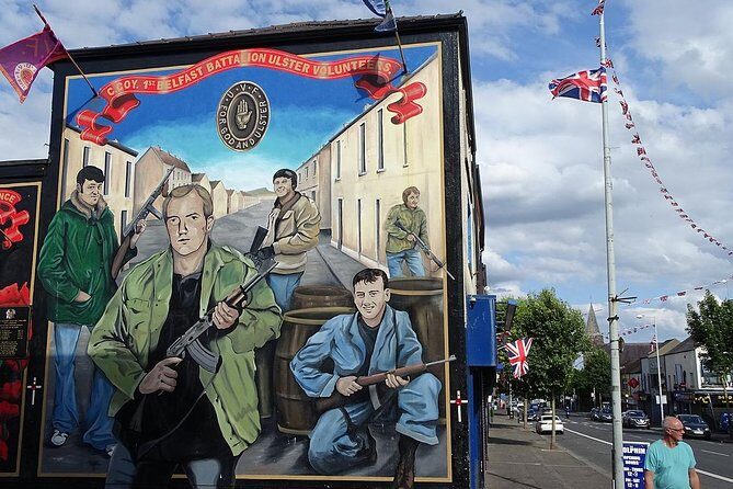 Political Taxi Tour Belfast (1-7 People) - FAQ