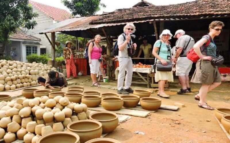 Pollachi: Pottery Day Tour with Hands-On Clay Workshop - Detailed Breakdown of the Itinerary