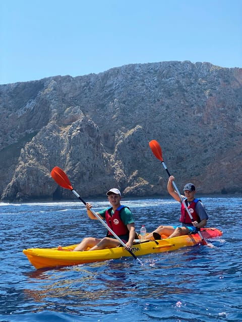 pollenca-kayak-and-coasteering-cliff-jumping