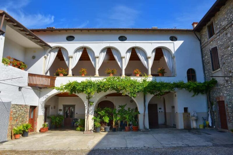 Polpenazze: Winery Tour with 4 Valtenesi Rosè Wines and Food - FAQ